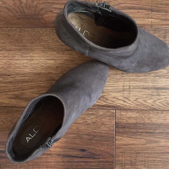 Aldo size 6 ankle boot - Picture 2 of 4